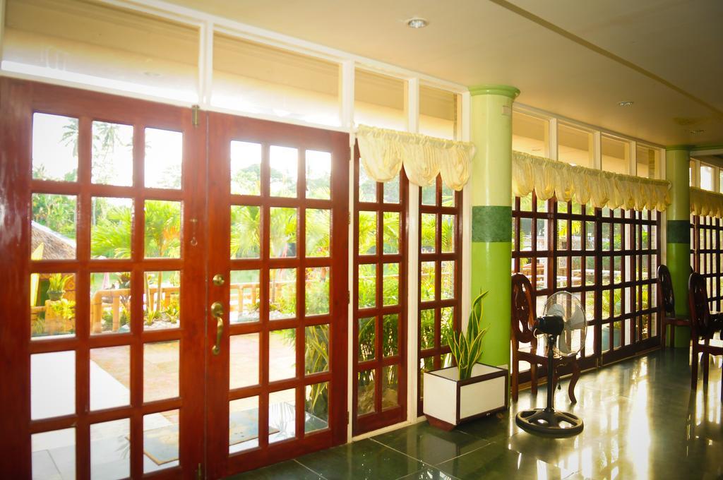 Stefanie Grace Paradise Inn Лобок Экстерьер фото