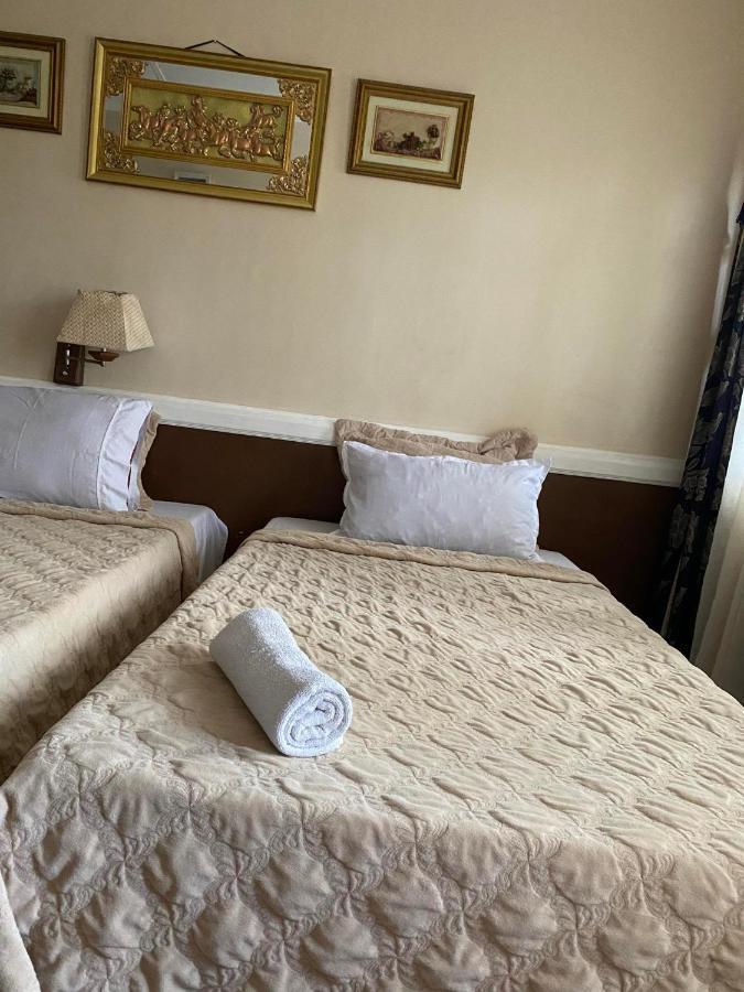 Stefanie Grace Paradise Inn Лобок Экстерьер фото