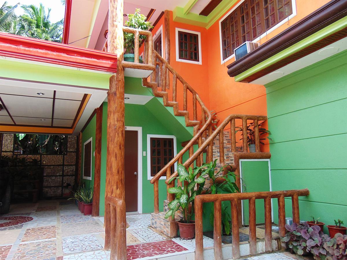 Stefanie Grace Paradise Inn Лобок Экстерьер фото