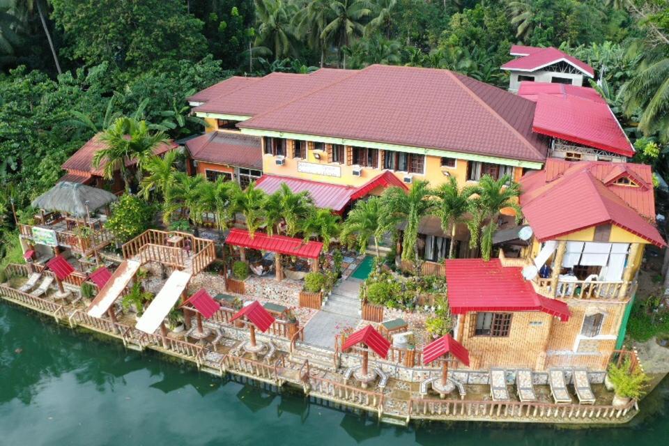 Stefanie Grace Paradise Inn Лобок Экстерьер фото